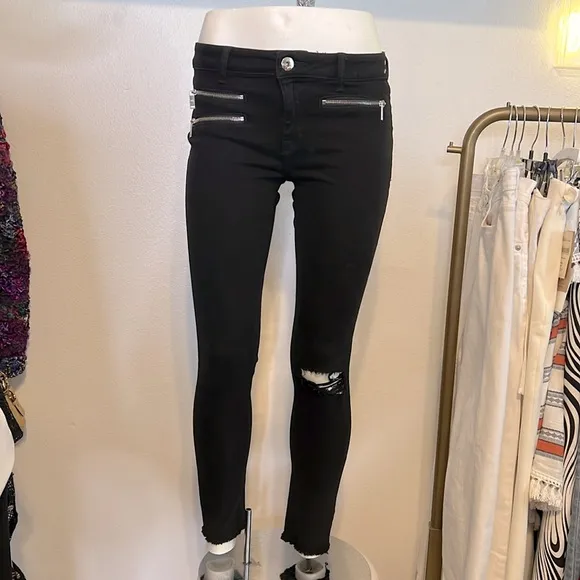 161. DL1961 Black Shadow Insta Sculpt Skinny Jeans 27