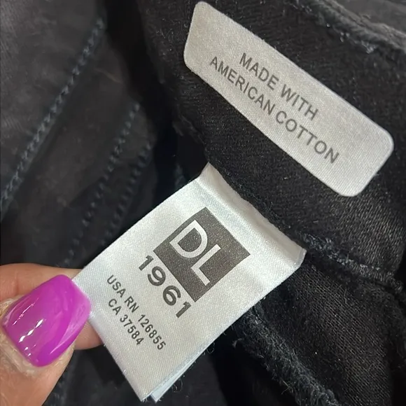 161. DL1961 Black Shadow Insta Sculpt Skinny Jeans 27