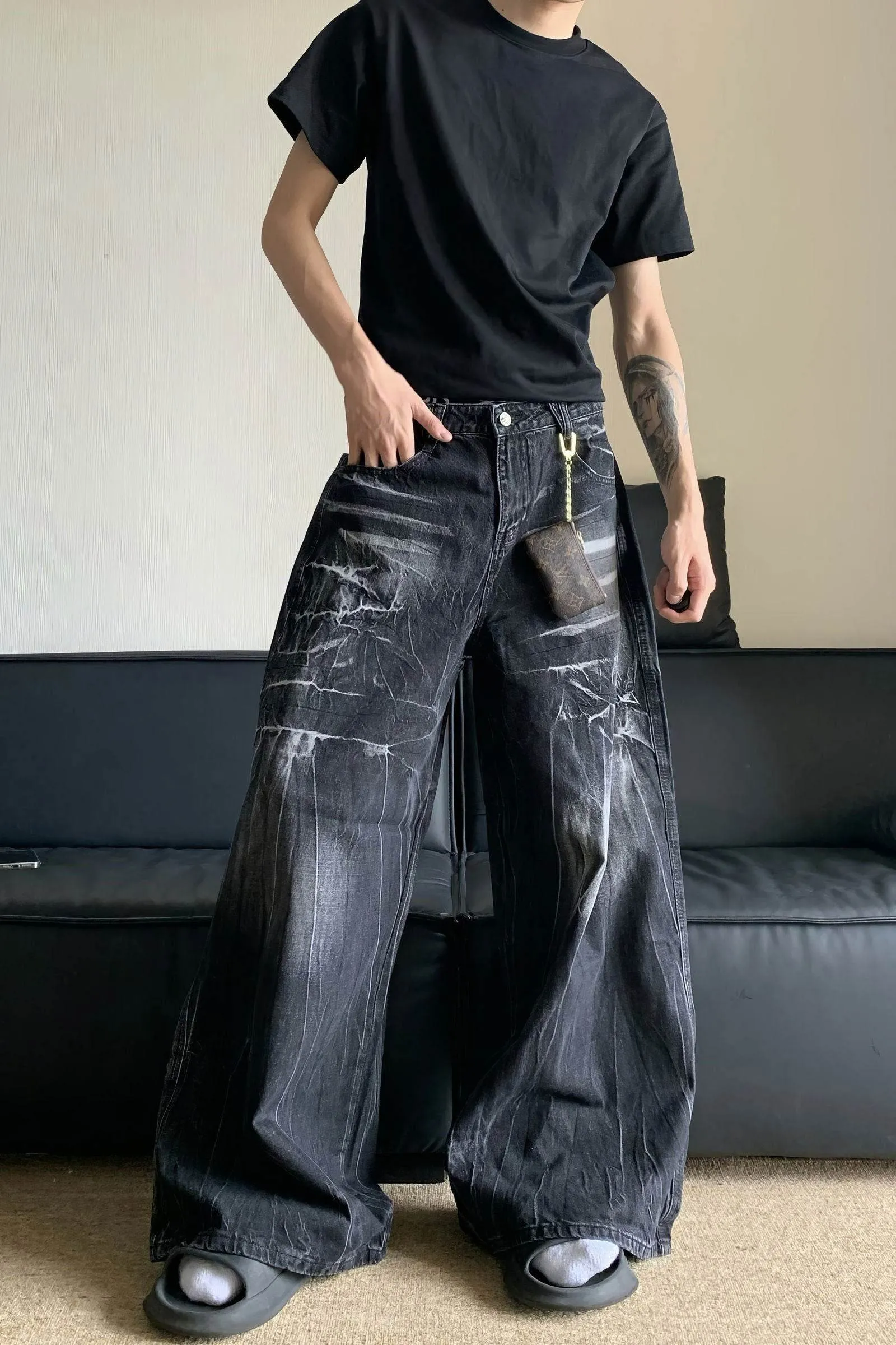 American Vintage Distressed Denim Jeans for Men