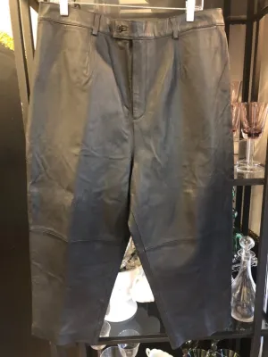 Baggy Leather Capri, size 20/2X #153
