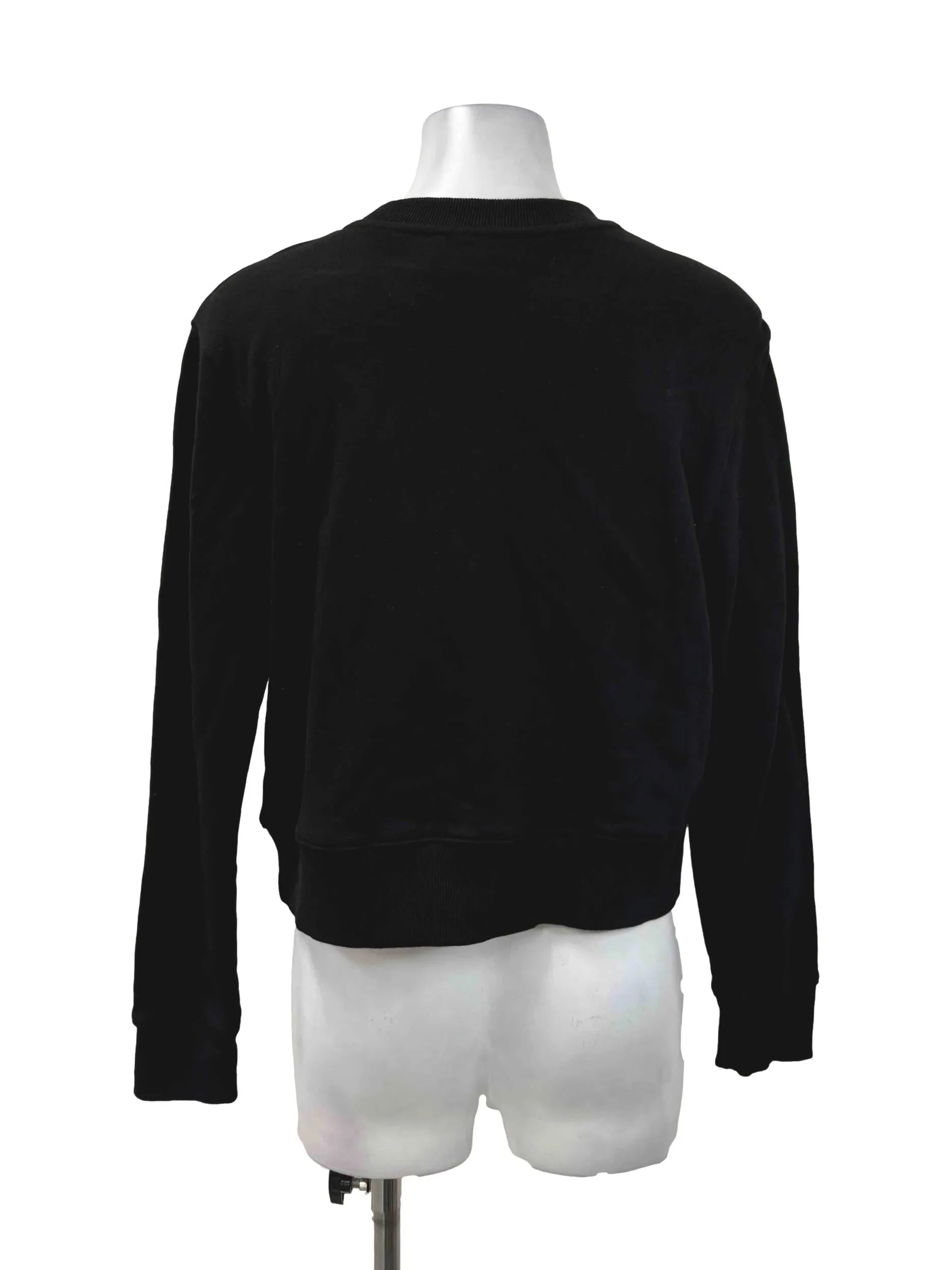 Basic Black Pullover