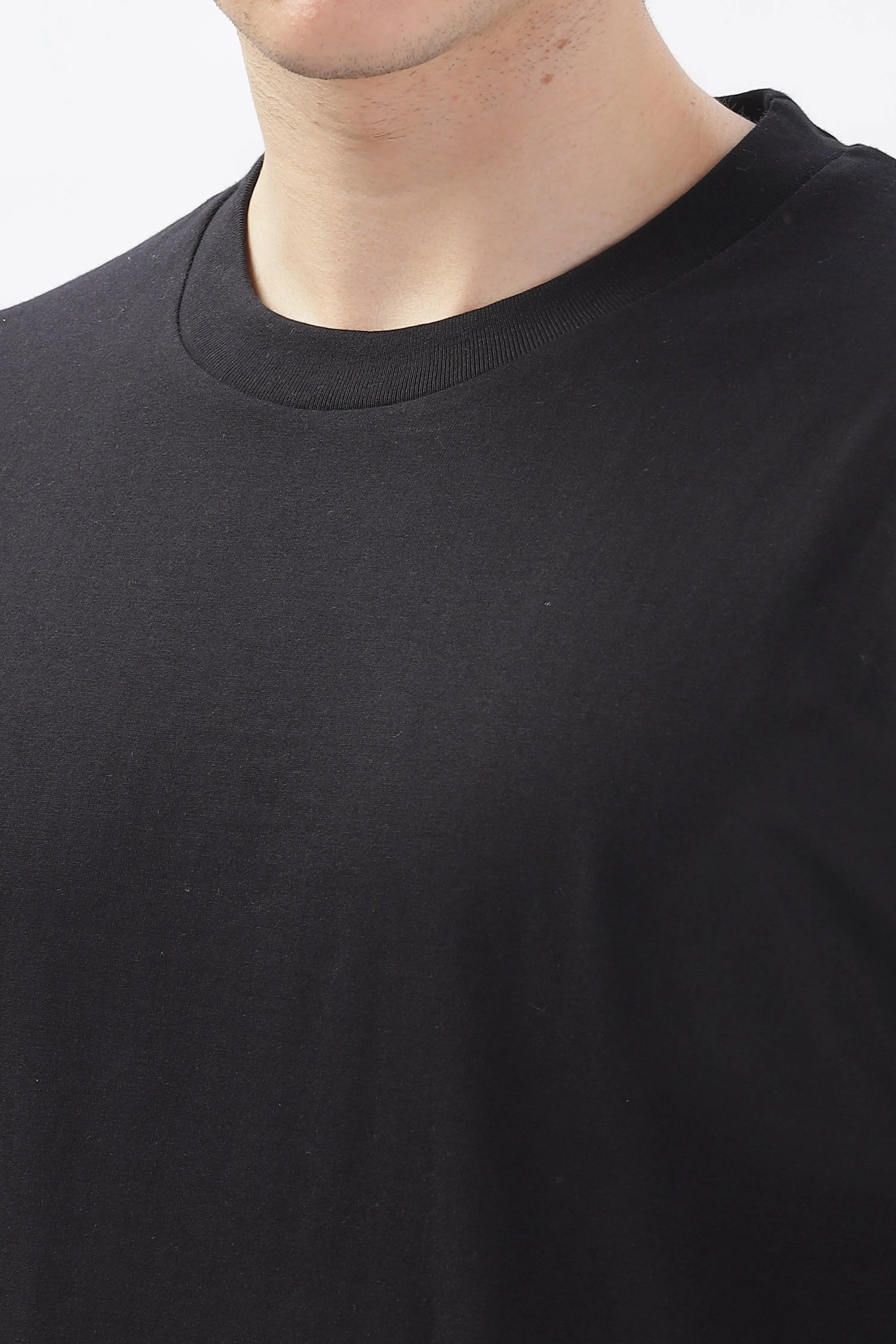 Black Oversized Solid T-shirt