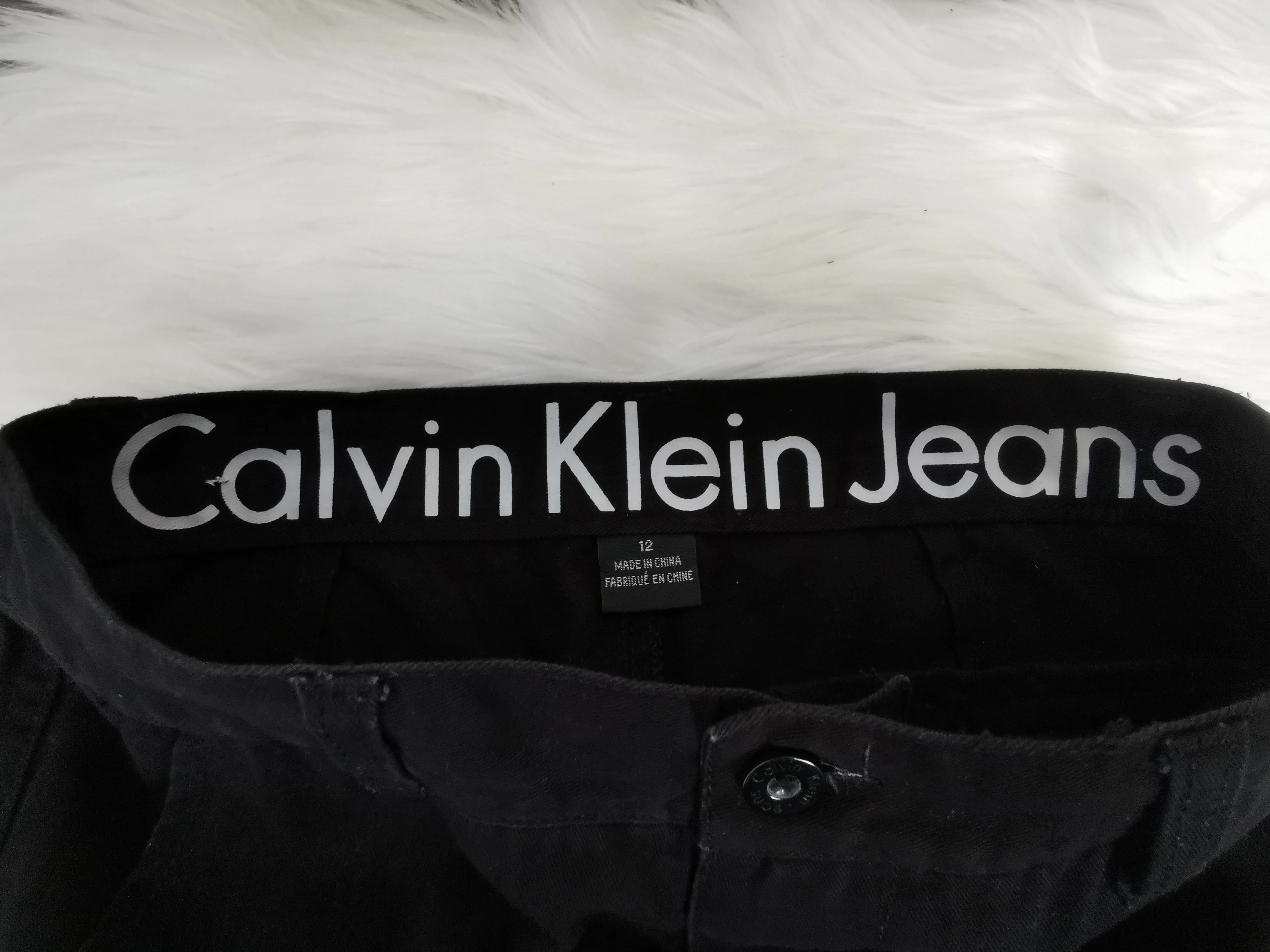 BOY SIZE 12 YEARS - CALVIN KLEIN, Black Cargo Pants EUC B49
