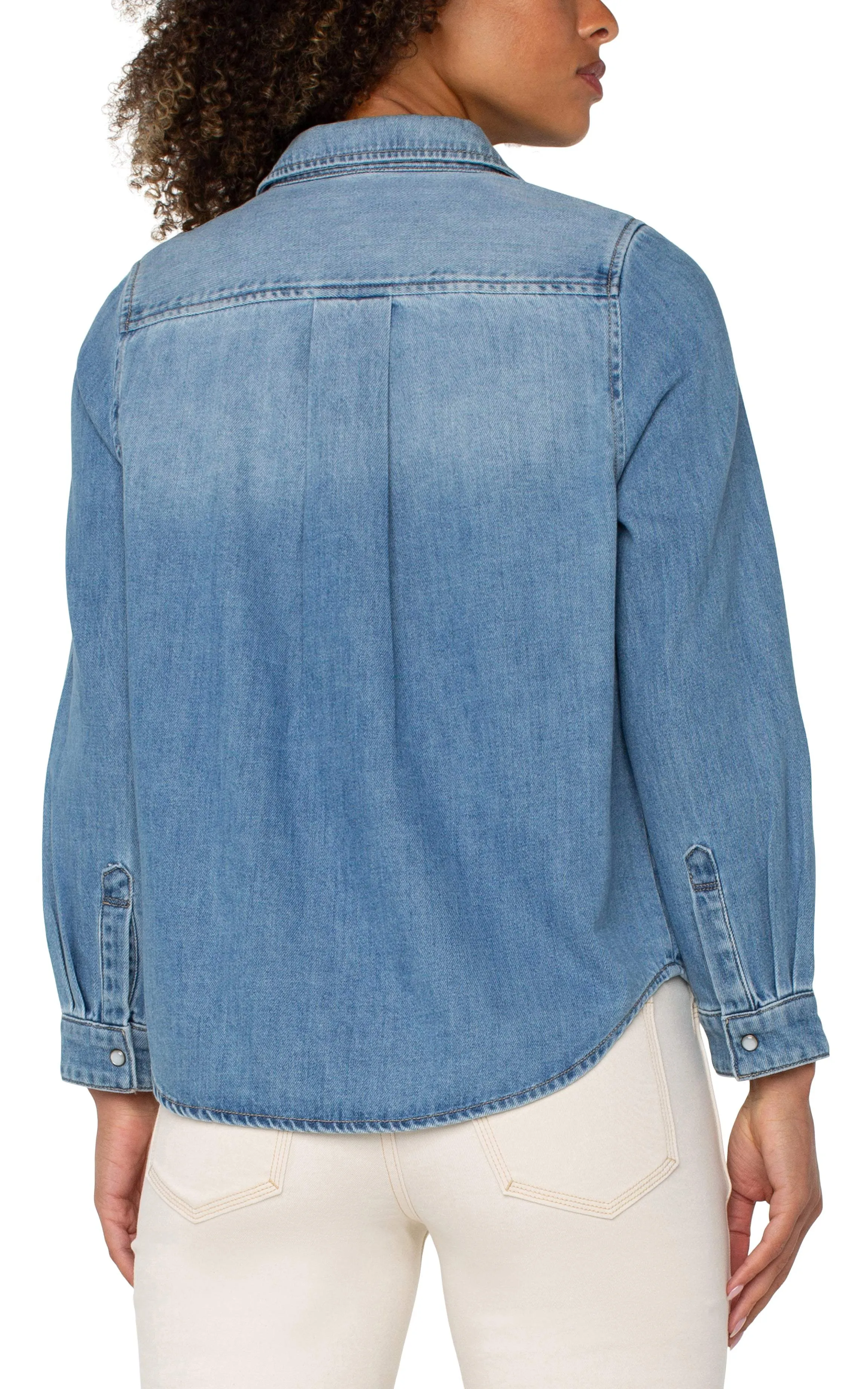 Button Down Shirt With Pockets in Laguna Nigel