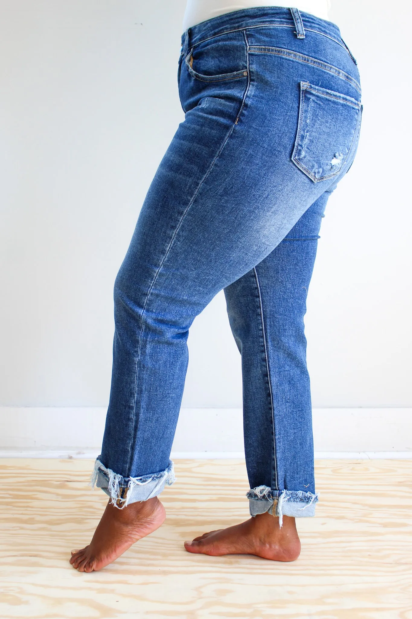 Camryn Cuff Hem Straight • Dark Wash - PLUS