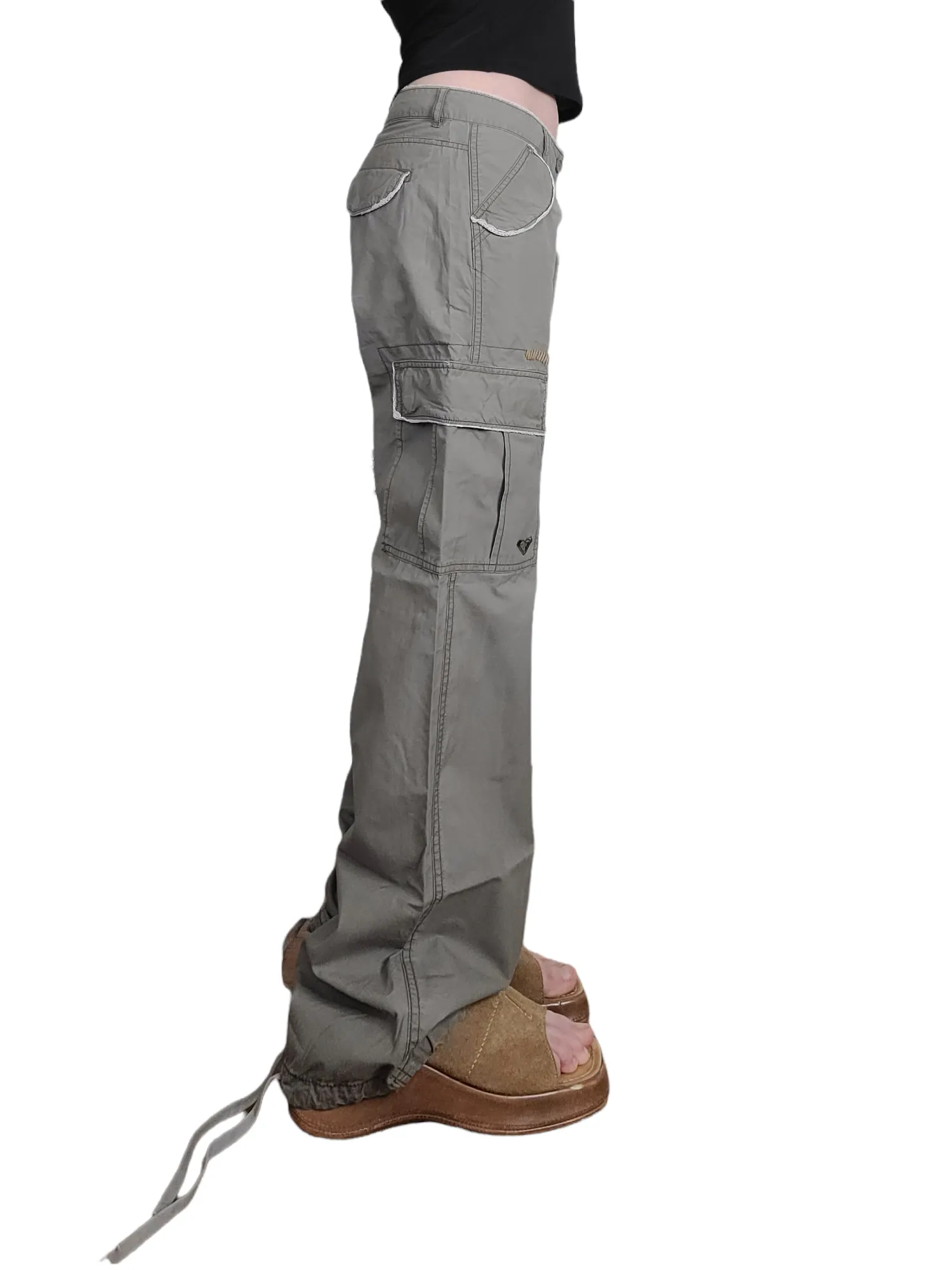 Cargo 90s kaki skater girly