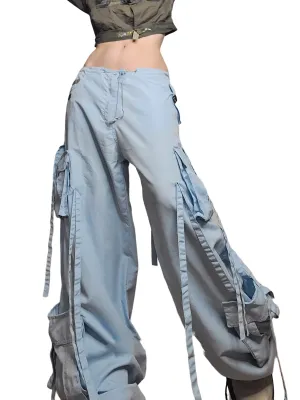 Cargo parachute bleu