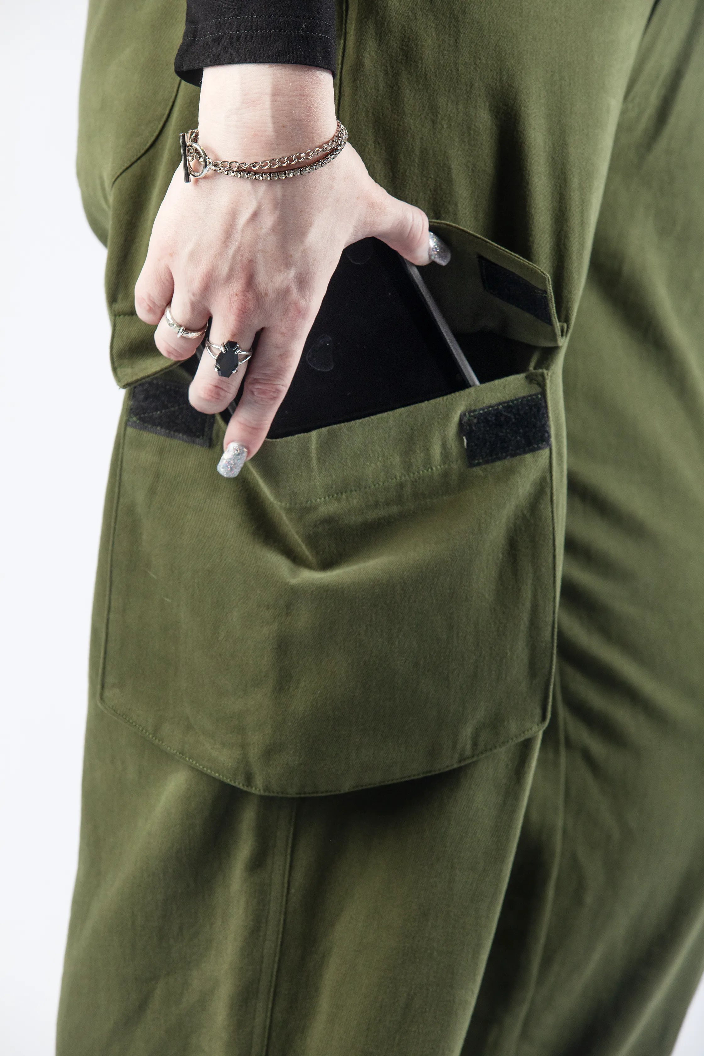 Conqueror Cargo Pants