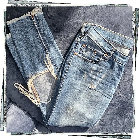 Distressed Low Waist Medium Rise Ankle Zip Jeans (25) by One X One Teaspoon