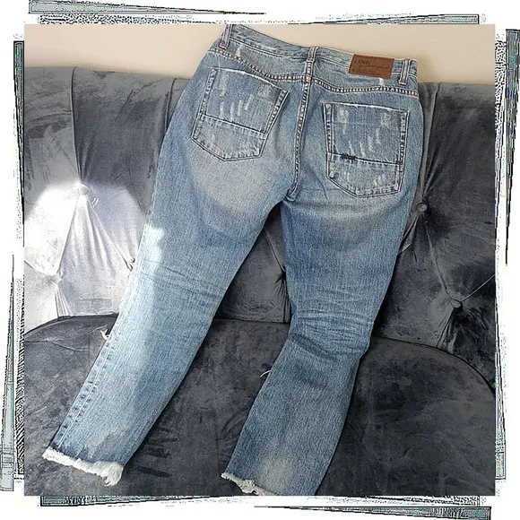 Distressed Low Waist Medium Rise Ankle Zip Jeans (25) by One X One Teaspoon