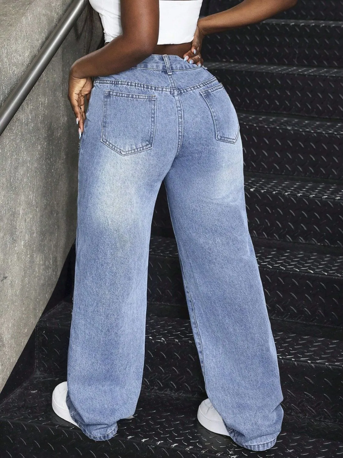 Distressed Wide Leg Jeans for Women in Stylish Fit
