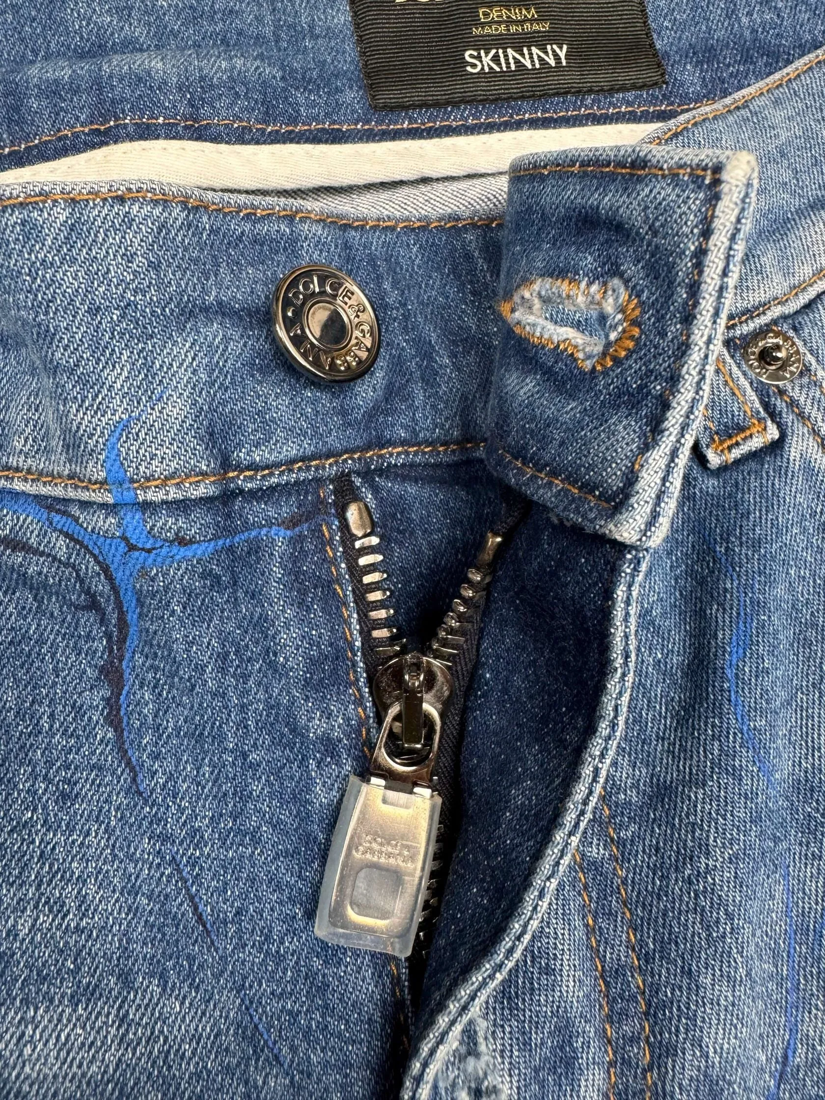 Dolce & Gabbana Graphic Distressed Jeans - Blue Denim (Unused)