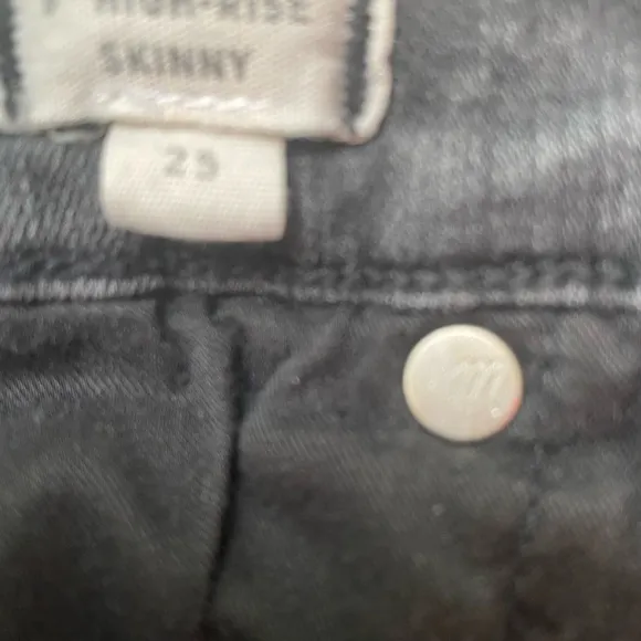 Fade Black Madewell 9' Hi - Rise Skinny Jeans. Sz 25