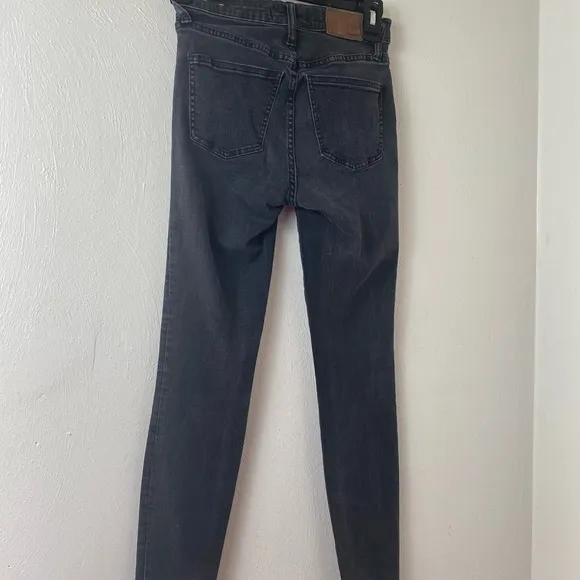 Fade Black Madewell 9' Hi - Rise Skinny Jeans. Sz 25