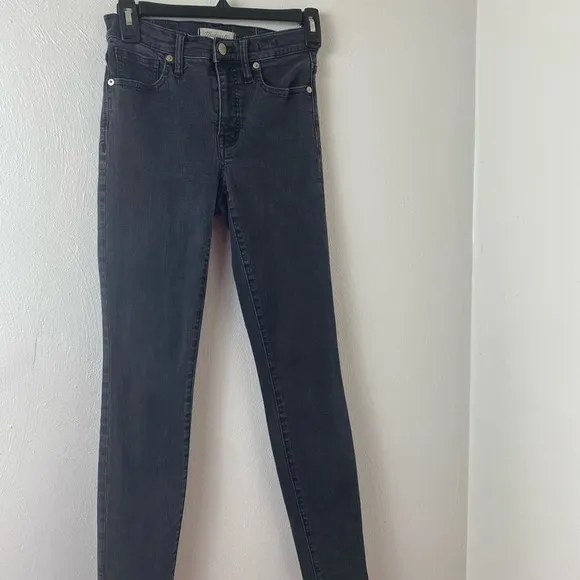 Fade Black Madewell 9' Hi - Rise Skinny Jeans. Sz 25