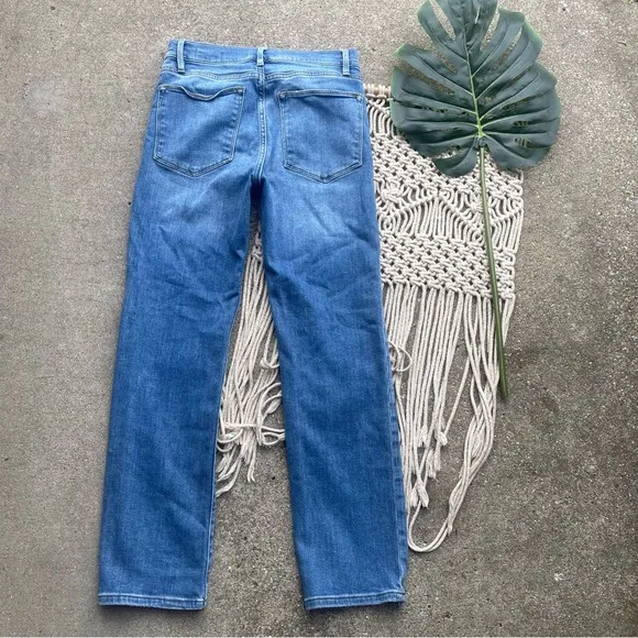 Frame Distressed Jeans Size 26 - Le High Straight