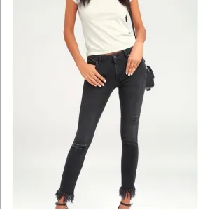 Free People Great Heights Frayed Hem Skinny Jeans