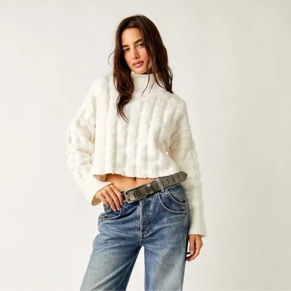 FREE PEOPLE Soul Searcher Chunky Oversized Mock Neck Ivory Sweater Size M
