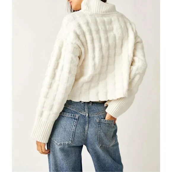 FREE PEOPLE Soul Searcher Chunky Oversized Mock Neck Ivory Sweater Size M