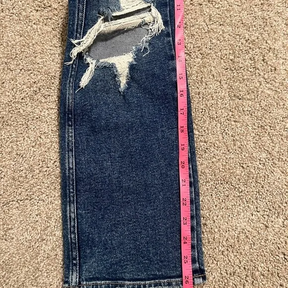 Good American Good Curve Distressed Jeans Size 26