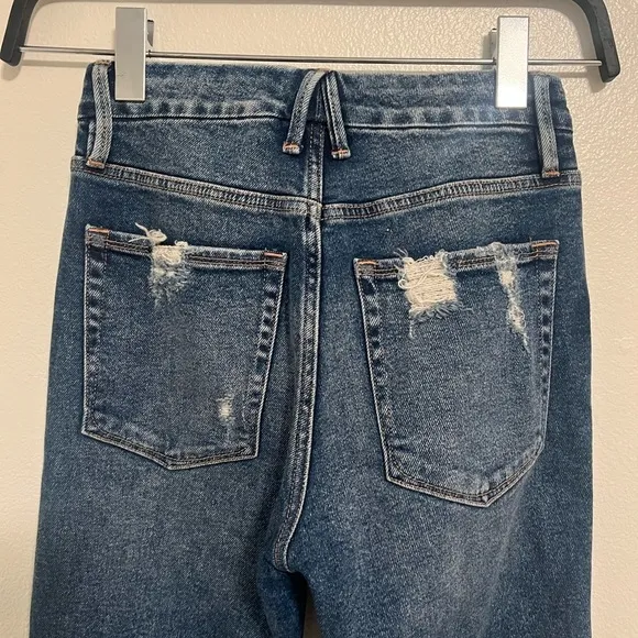 Good American Good Curve Distressed Jeans Size 26