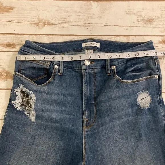 Good American Good Waist High Rise Snake Pocket Distressed Jeans Size 14/32
