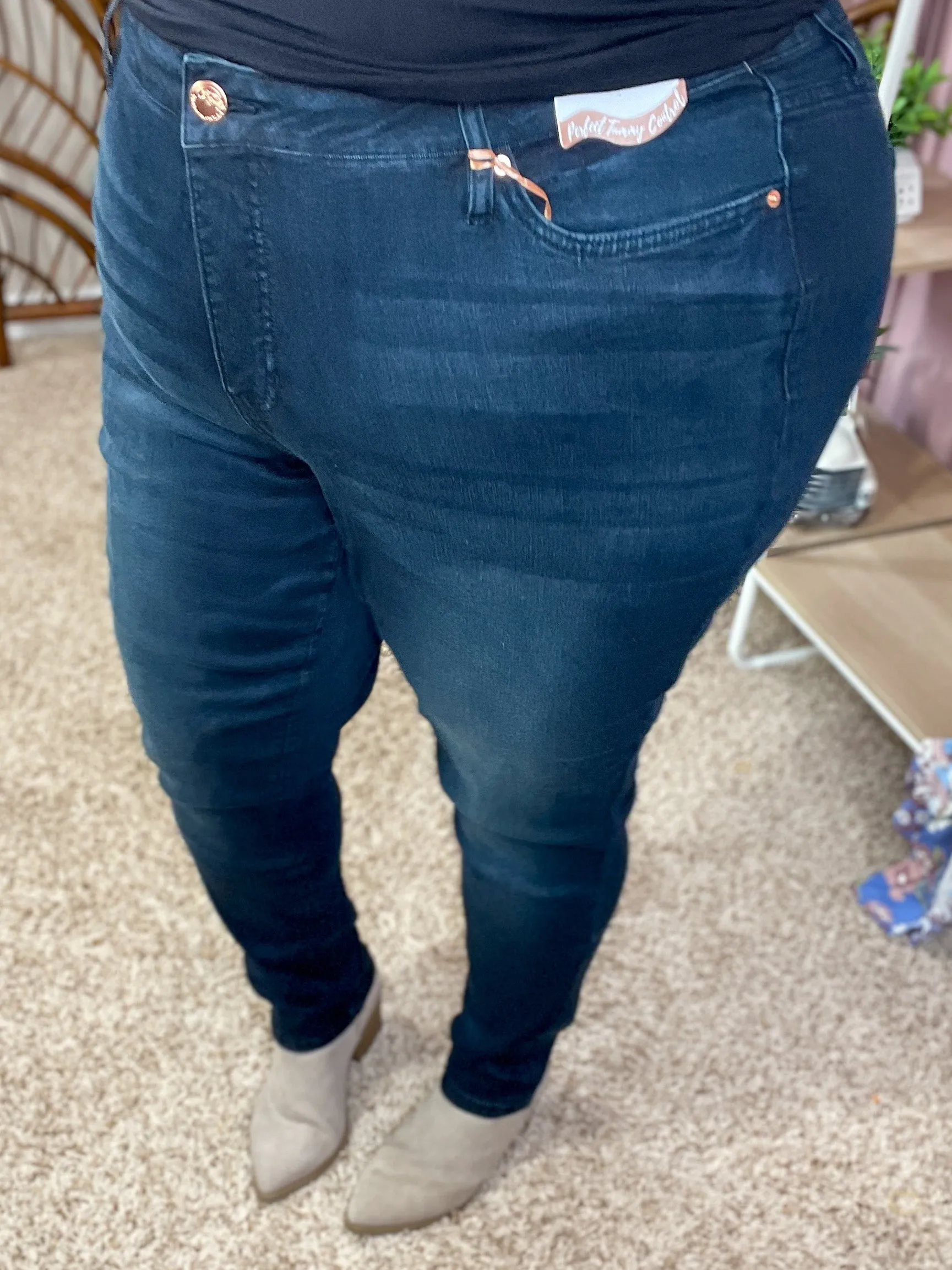 Good Expectations Stretchy Jeans - YMI/Royalty - Blue/Black