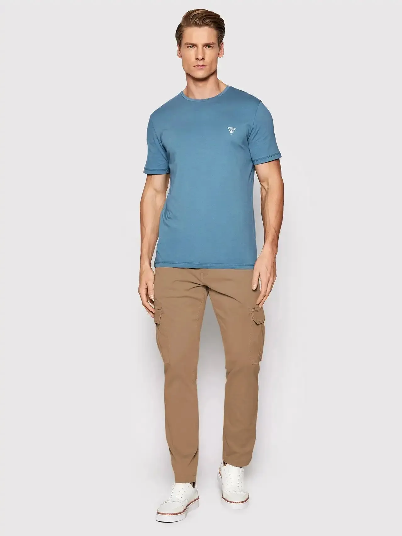 Guess Men's Lonta Classic Cargo Pants Wallnut Shell