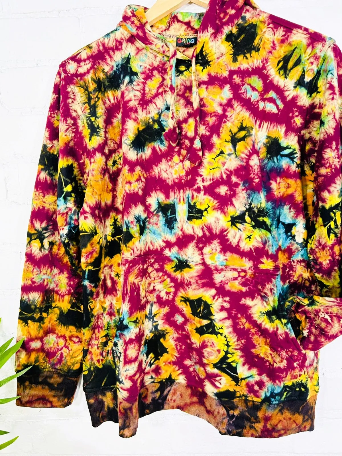 Hooded Pullover