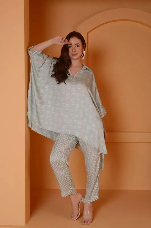 ICE BLUE BAGGY PRINTED COORD SET