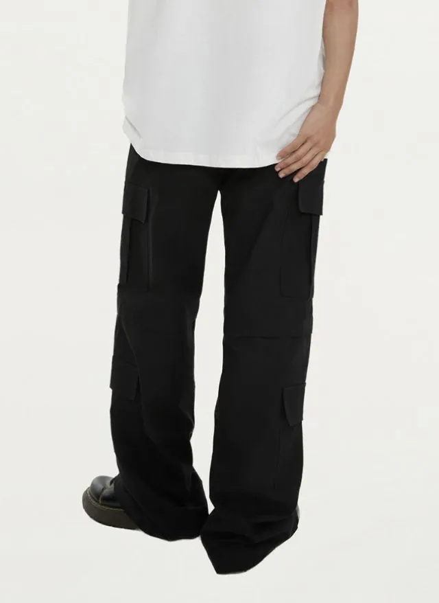 James - Wide leg Cargo trouser with multiple pockets