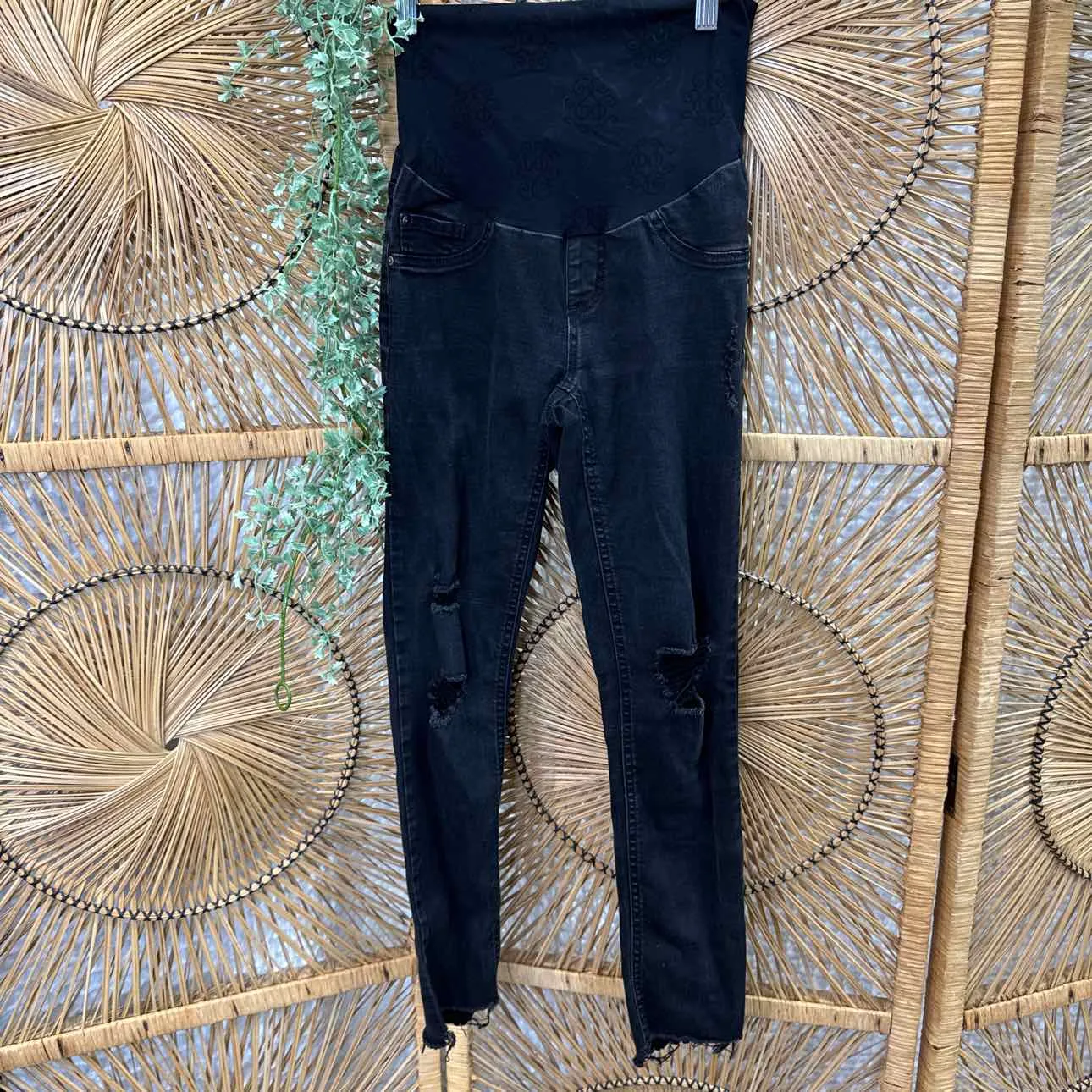 Jessica Simpson Maternity JEANS matern