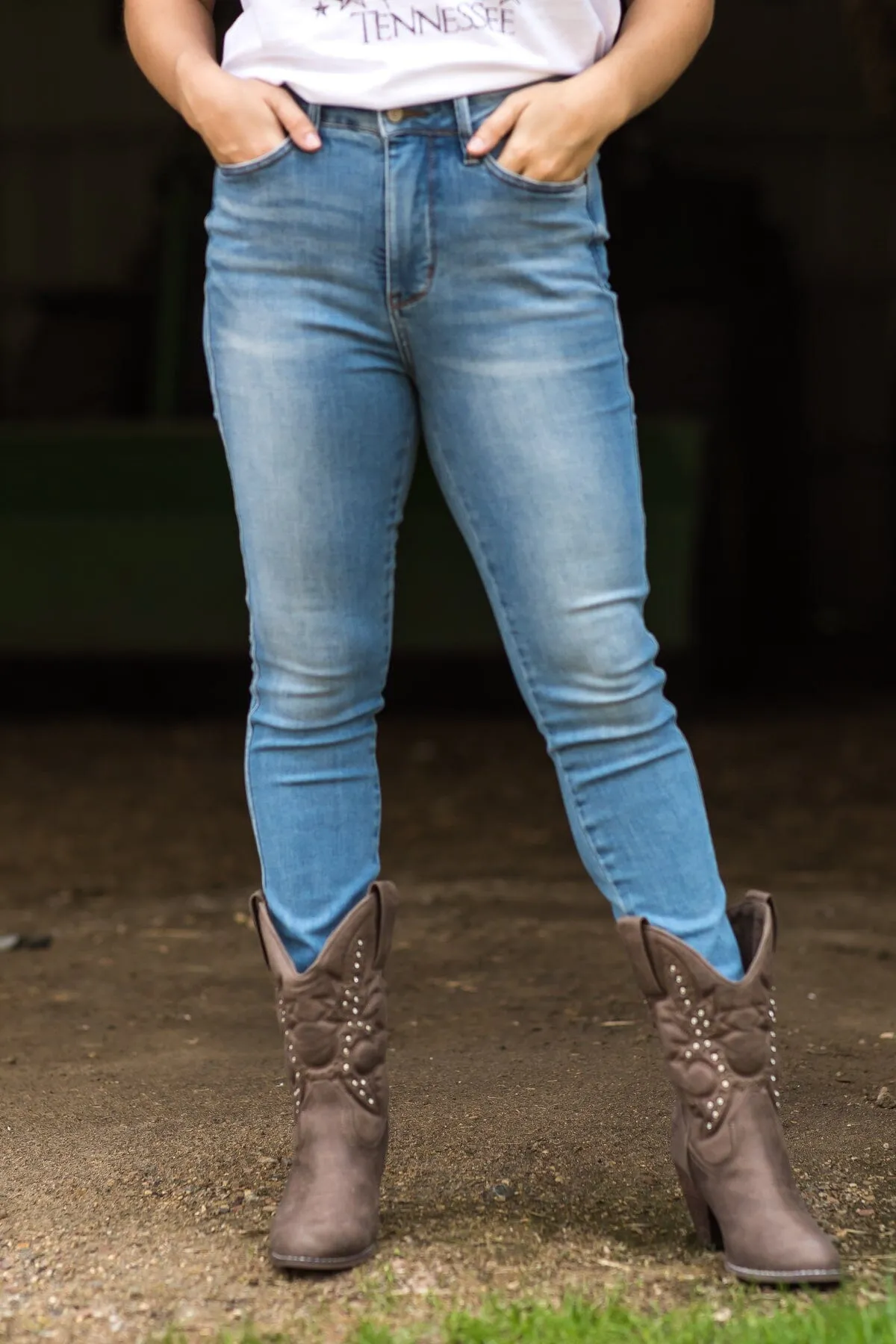 Judy Blue Tummy Control Jeans With Whiskering