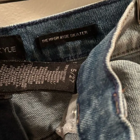Kendall &amp; Kylie The High Rise Skater Distresses Baggy Jeans Size 5