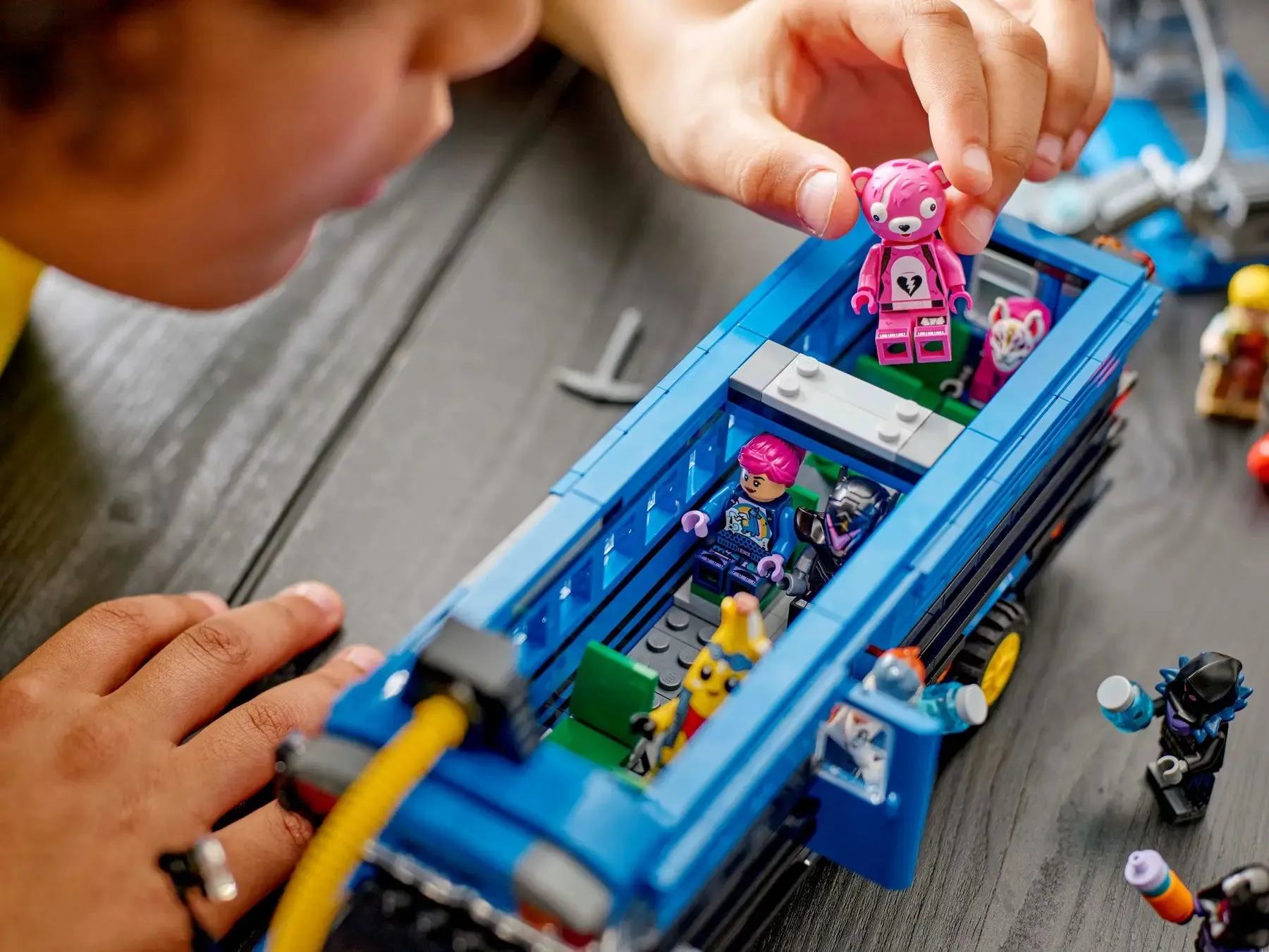 Lego Battle Bus (77073)