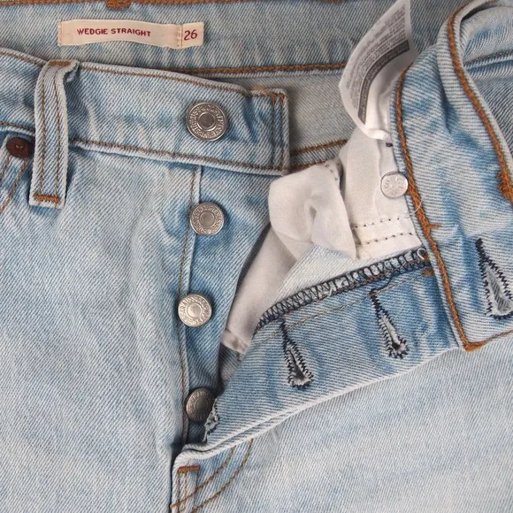 Levis Jeans Womens 26x26 Blue BIG E Denim Light Wash Mid to High Rise Button Up