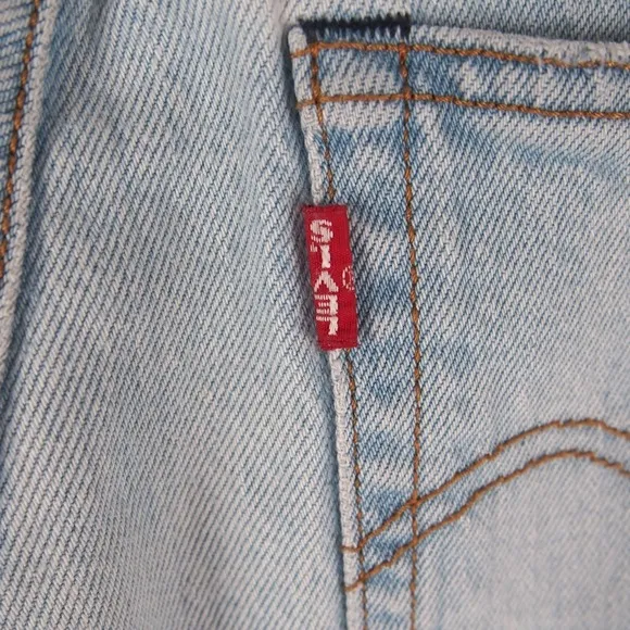 Levis Jeans Womens 26x26 Blue BIG E Denim Light Wash Mid to High Rise Button Up