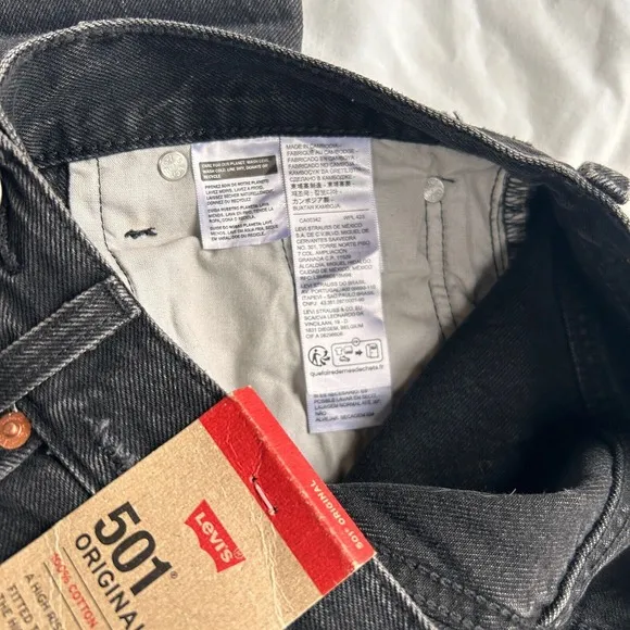 Levi's Premium Women's 501 Original Straight Leg Jeans, 25x30, No Stretch, NWT