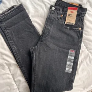 Levi's Premium Women's 501 Original Straight Leg Jeans, 25x30, No Stretch, NWT