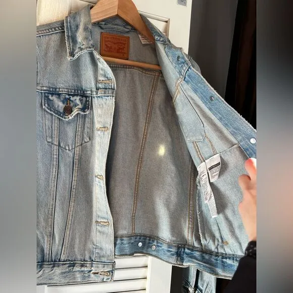 Levi’s Slightly Distressed Trucker Denim Jacket