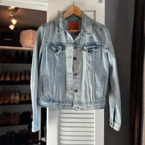 Levi’s Slightly Distressed Trucker Denim Jacket