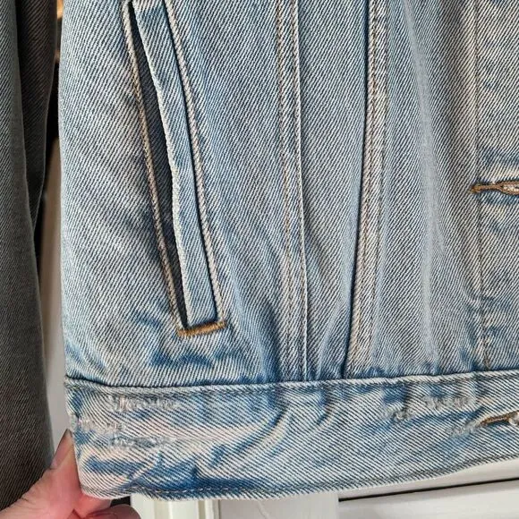 Levi’s Slightly Distressed Trucker Denim Jacket