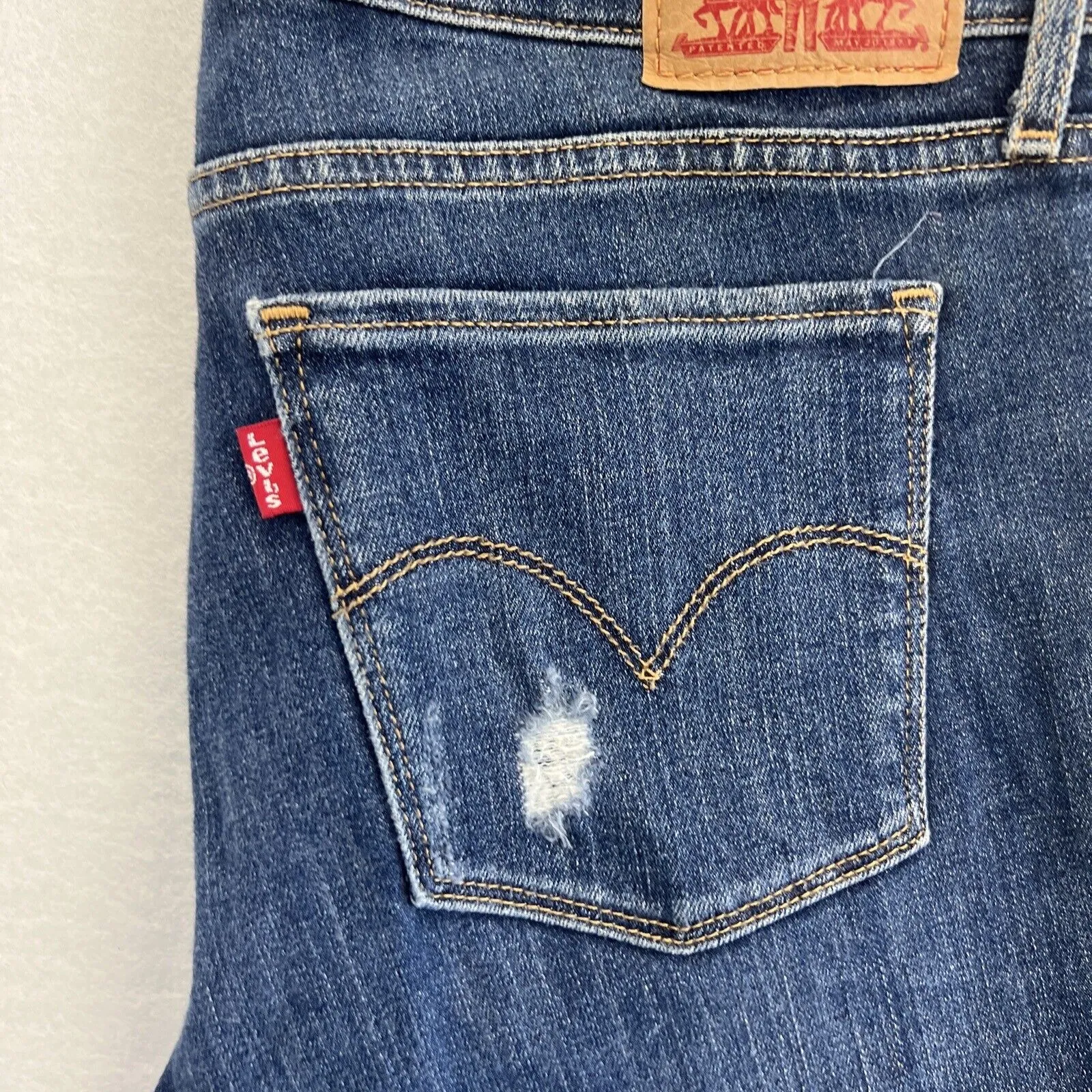 Levi's Womens 711 Blue Denim Skinny Jeans Size 29