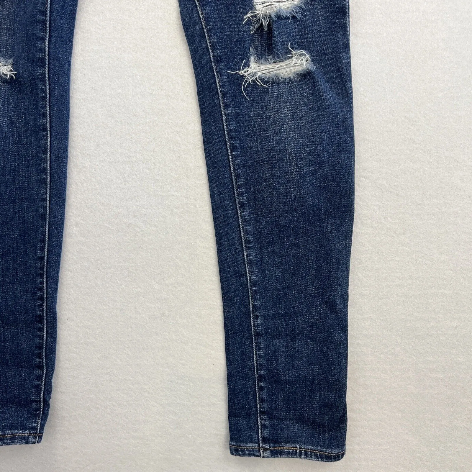 Levi's Womens 711 Blue Denim Skinny Jeans Size 29