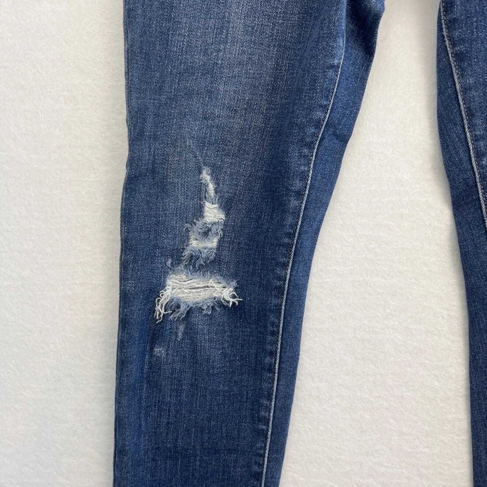 Levi's Womens 711 Blue Denim Skinny Jeans Size 29