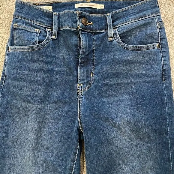 Levi’s 720 Super Skinny Jeans - size 26