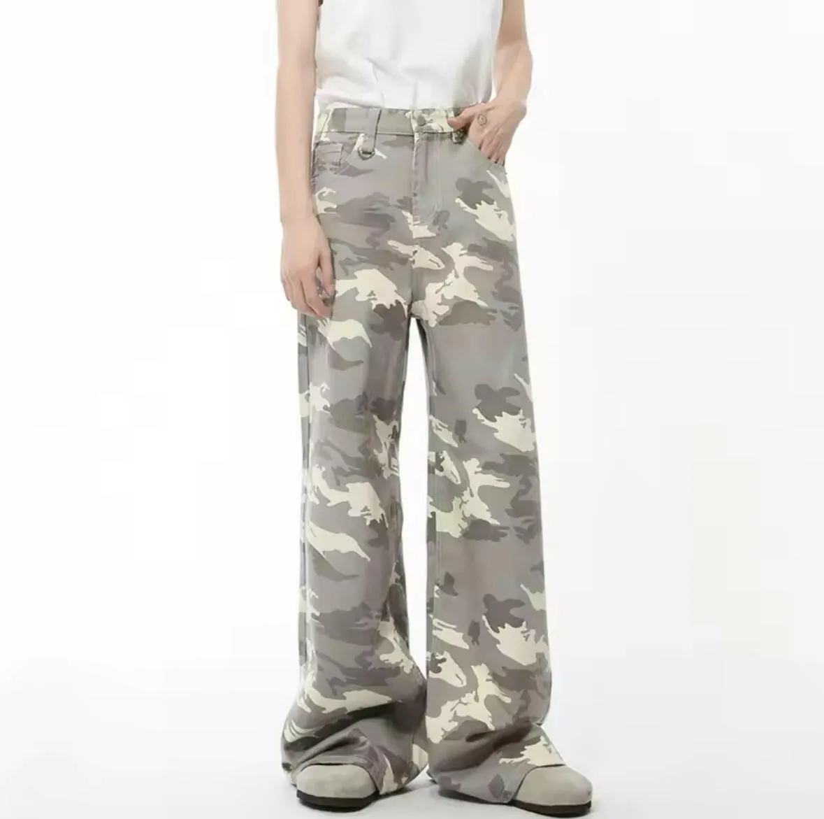 Light Camo Baggy Jeans
