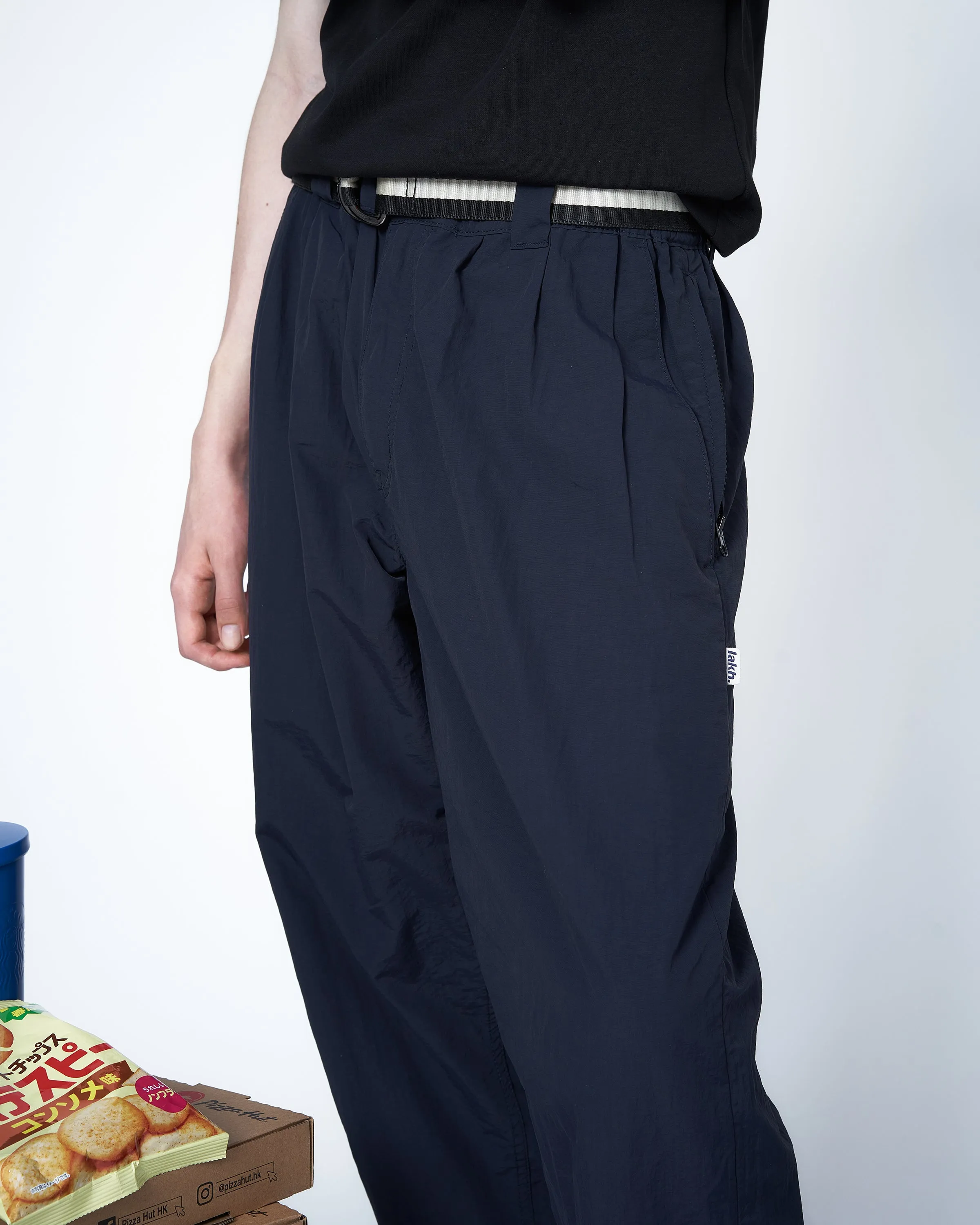 Lightweight Baggy Tapered Pants - Navy