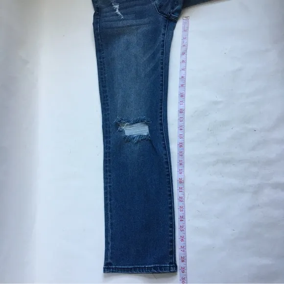 Liverpool The Straight Distressed Denim Jeans in Tellico Size 28