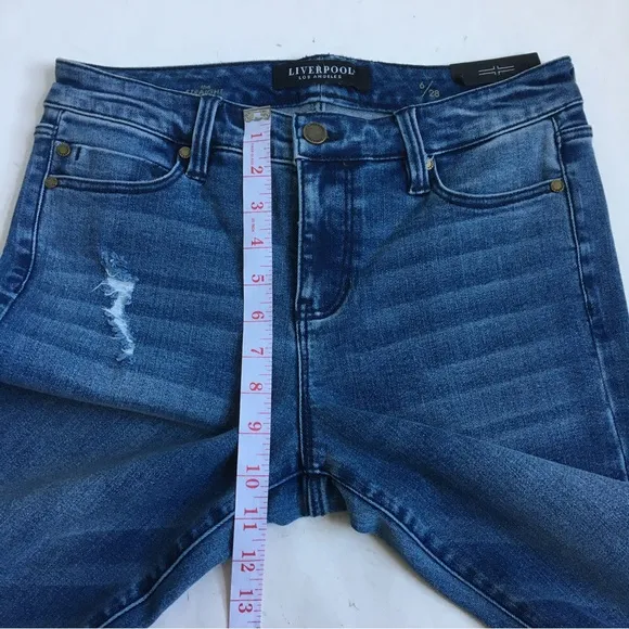 Liverpool The Straight Distressed Denim Jeans in Tellico Size 28